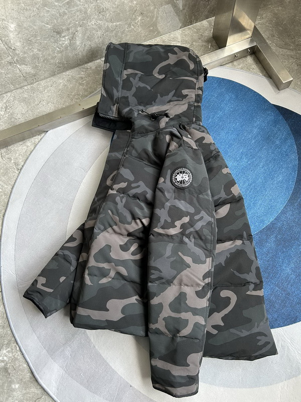 Canada Goose Coat-232