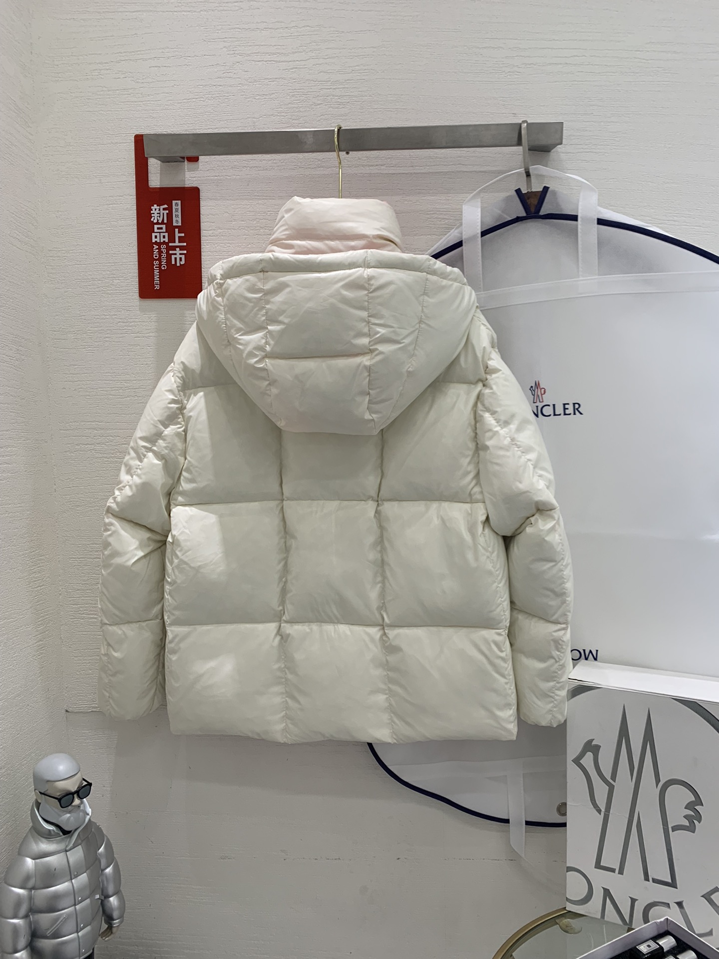 Moncler Coat(Women)-089