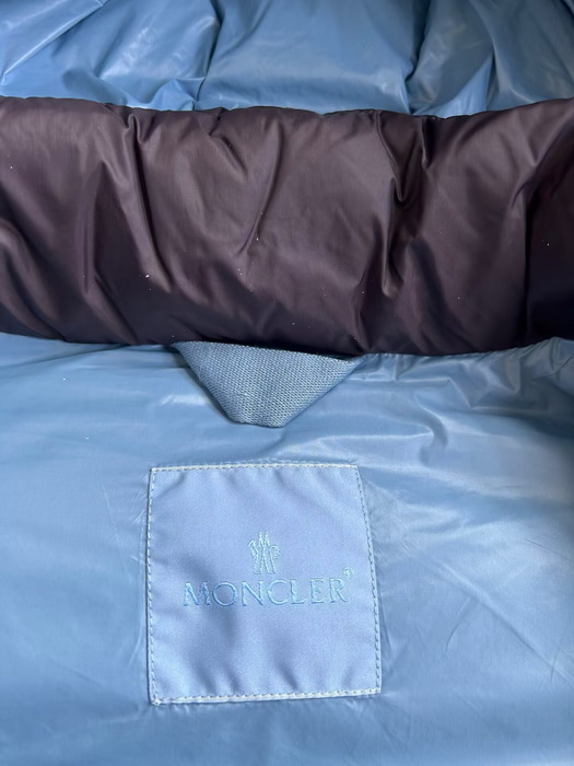 Moncler Coat-251