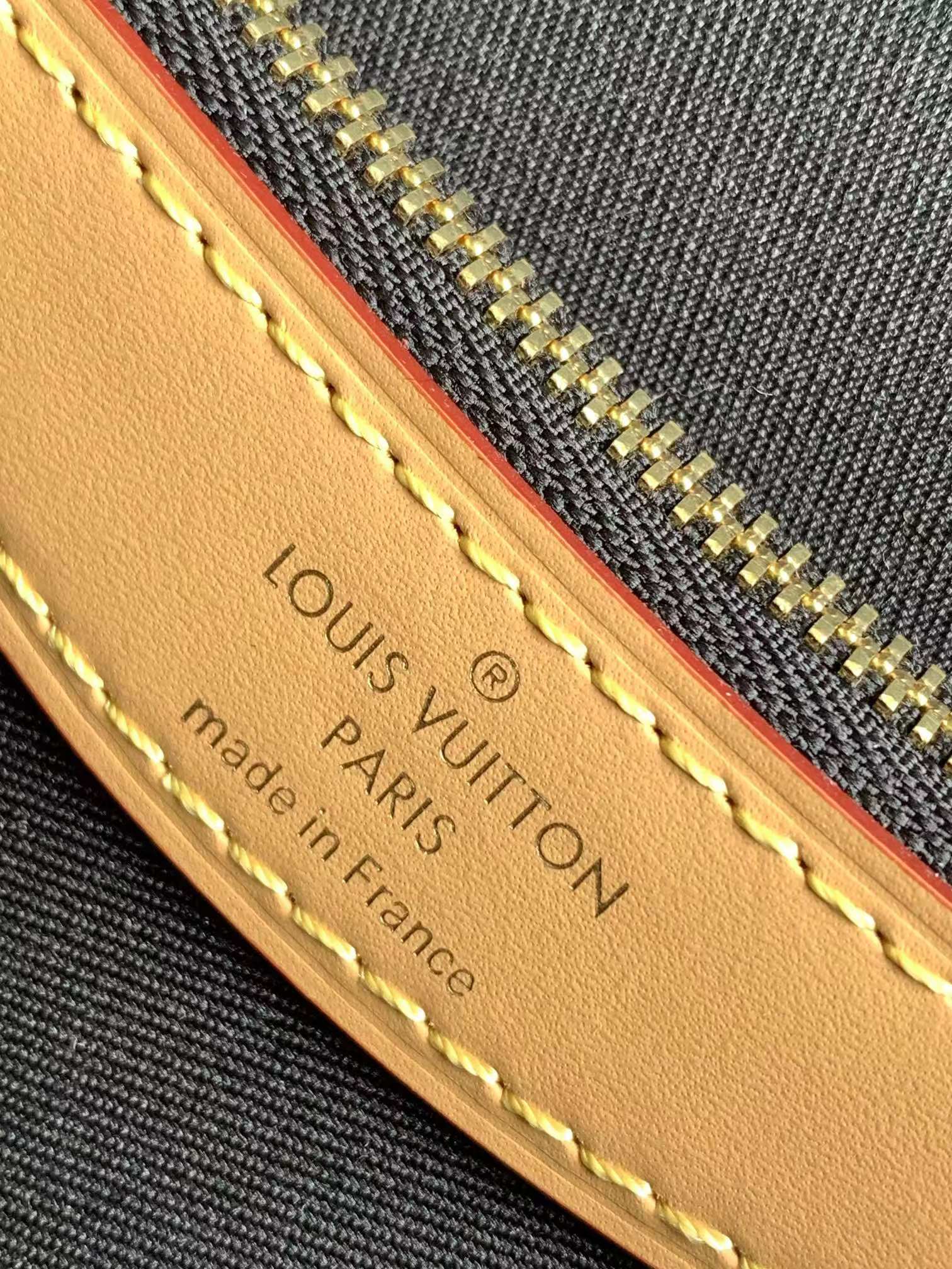 LV Handbags AAAA(Women)-245