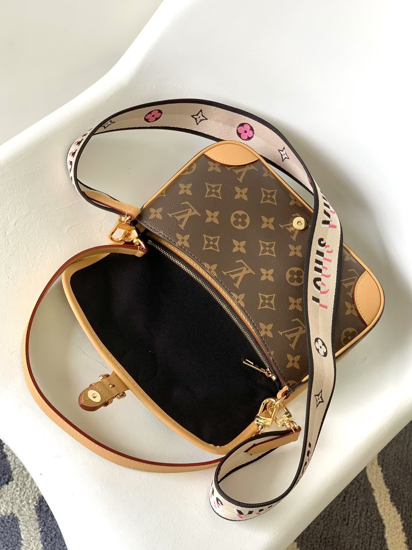 LV Handbags AAAA(Women)-245