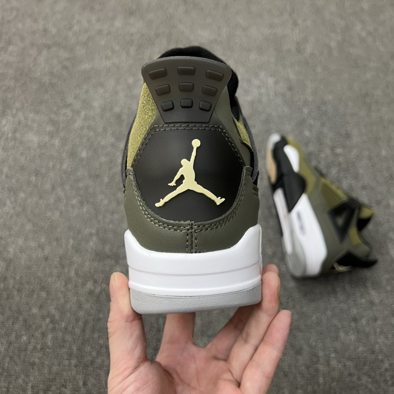 Air Jordan 4 Retro-008