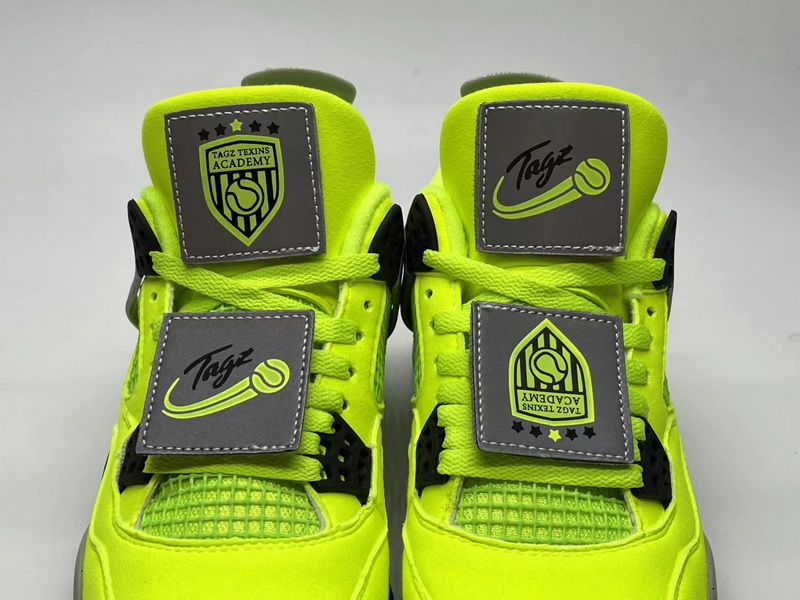 Air Jordan 4 Retro-036