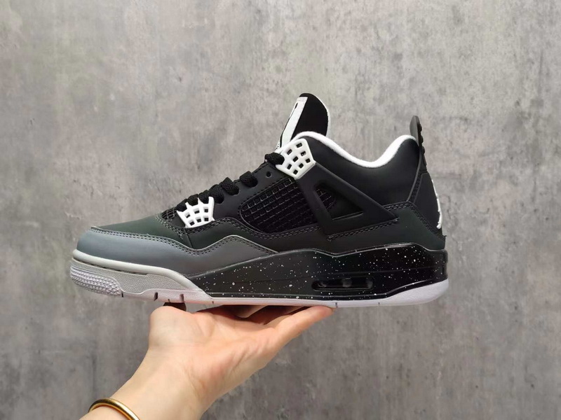 Air Jordan 4 Retro-040