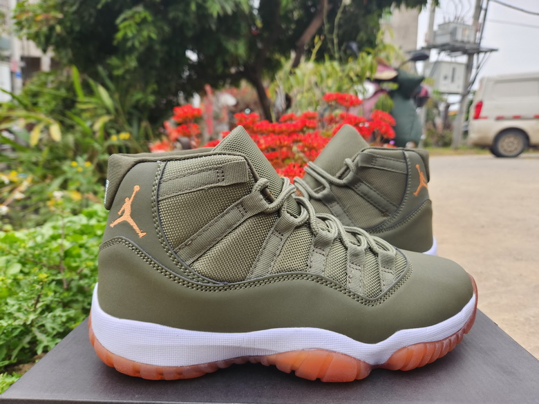Air Jordan 11 Retro-019