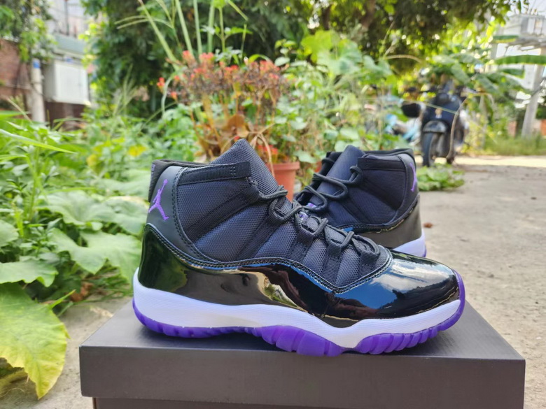 Air Jordan 11 Retro-053