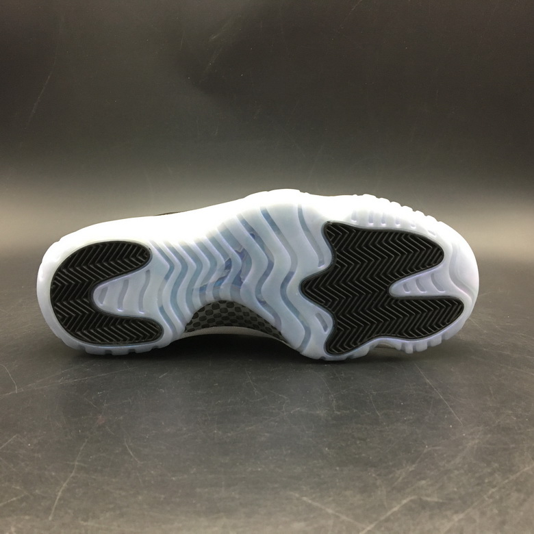 Air Jordan 11 Retro-054