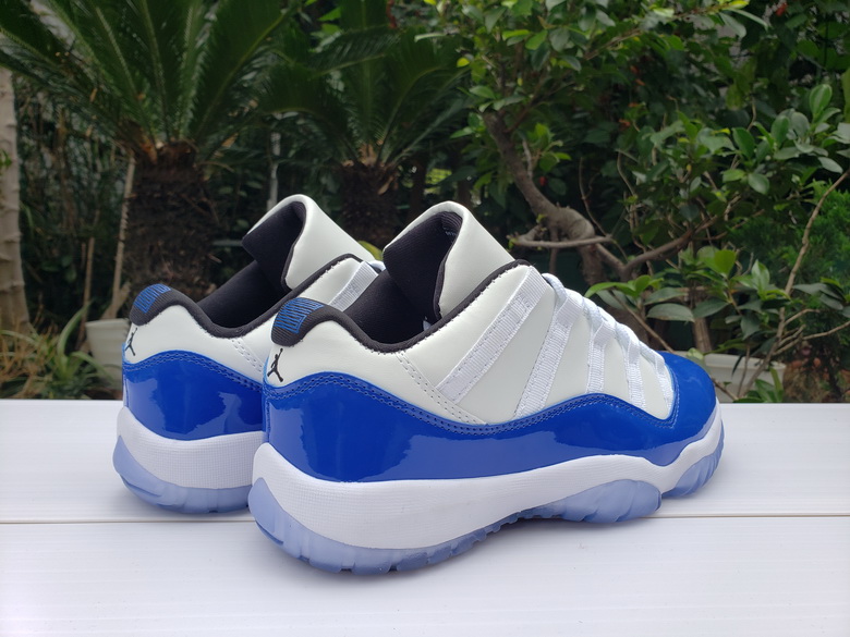Air Jordan 11 Retro-077