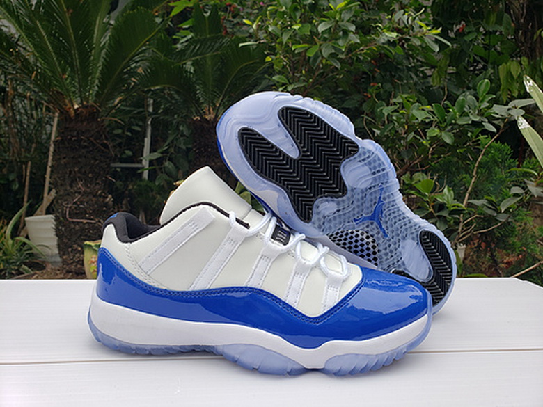 Air Jordan 11 Retro-077