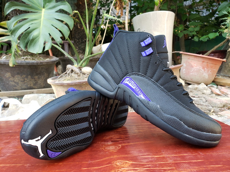 Air Jordan 12 Retro-056