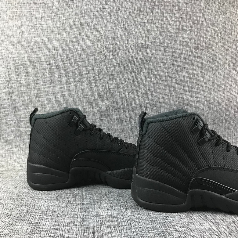 Air Jordan 12 Retro-060