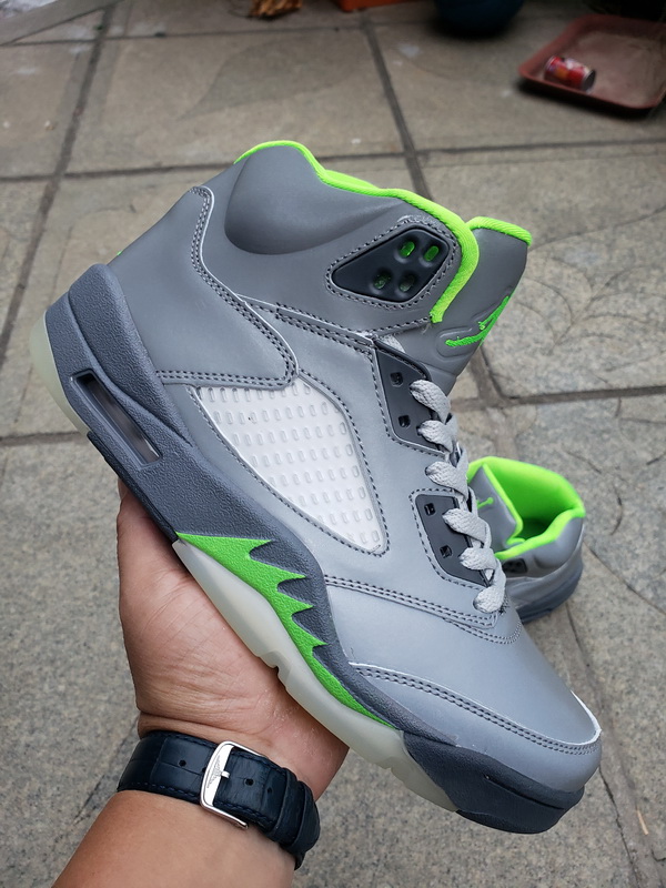 Air Jordan 5 Retro-026
