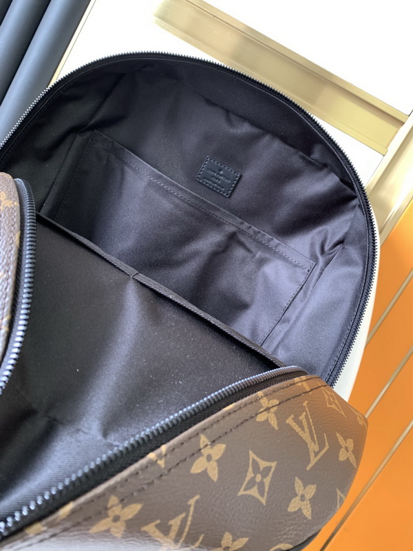 LV Backpack(AAA)-066