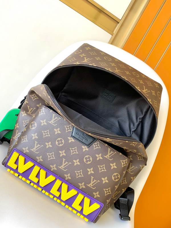LV Backpack(AAA)-082