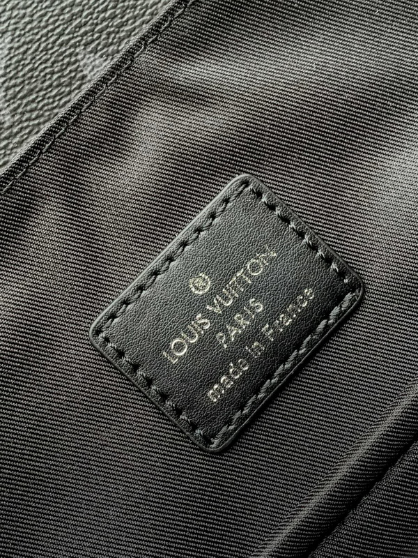 LV Backpack(AAA)-085