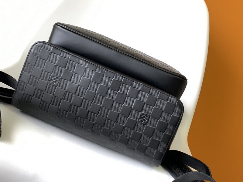 LV Backpack(AAA)-097