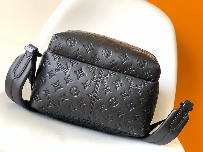 LV Backpack(AAA)-109