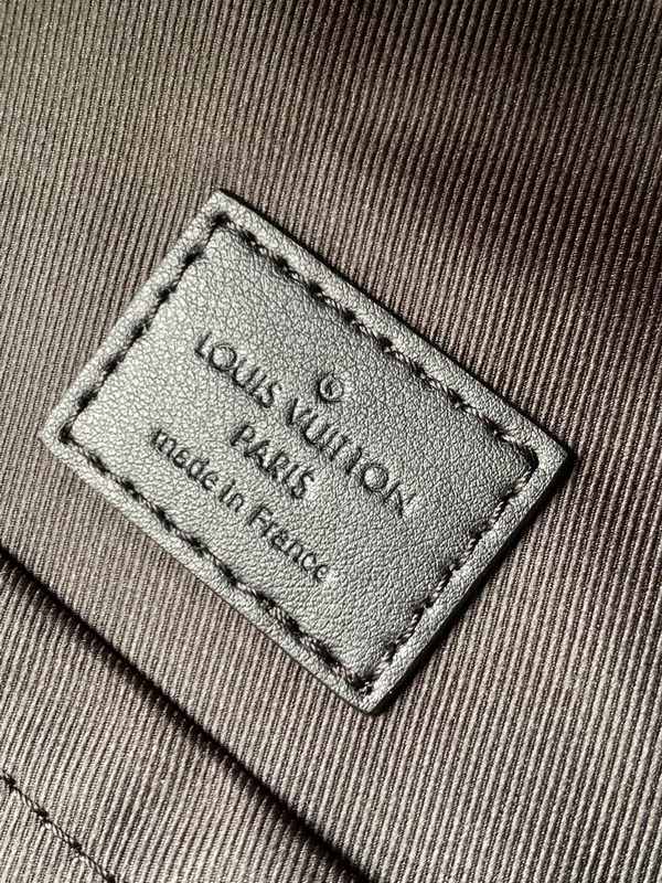 LV Backpack(AAA)-111