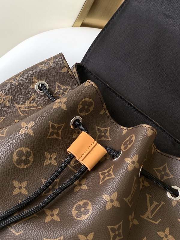 LV Backpack(AAA)-120