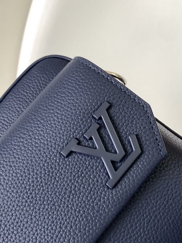 LV Handbags AAAA(Men)-161