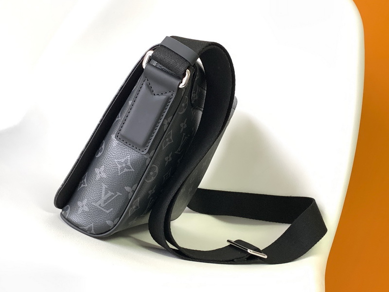 LV Handbags AAAA(Men)-176