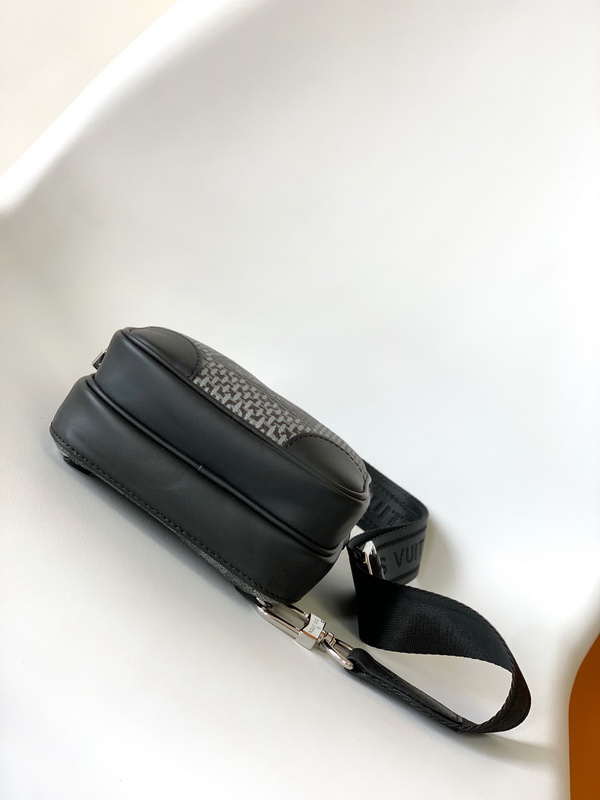 LV Handbags AAAA(Men)-182