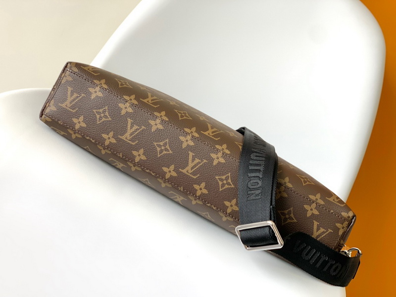LV Handbags AAA(Men)-228