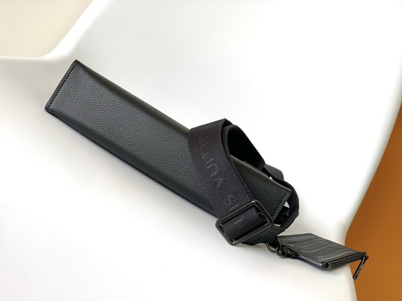 LV Handbags AAA(Men)-231