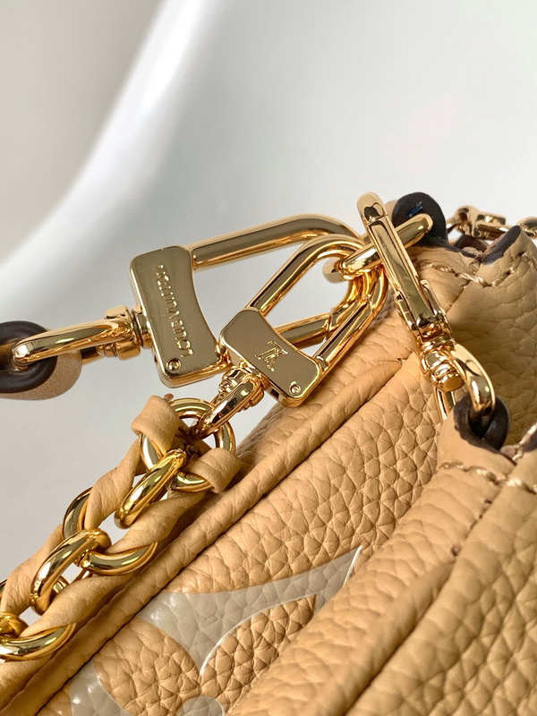 LV Handbags AAA(Women)-605