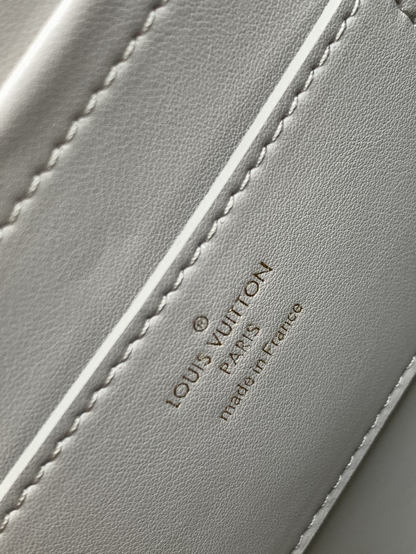 LV Handbags AAA(Women)-776