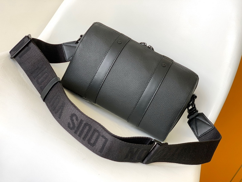 LV Handbags AAA(Women)-828