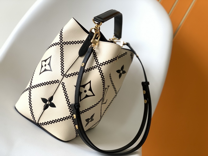 LV Handbags AAA(Women)-855