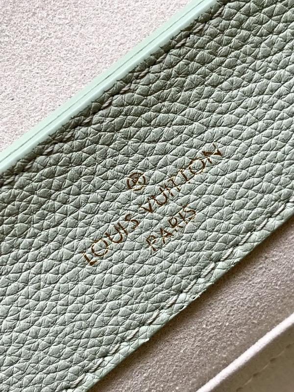 LV Handbags AAA(Women)-883