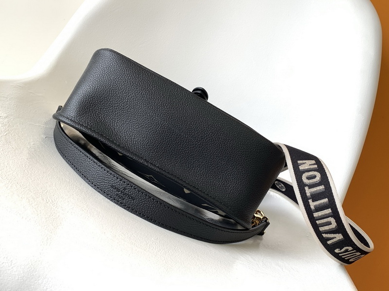 LV Handbags AAA(Women)-1656