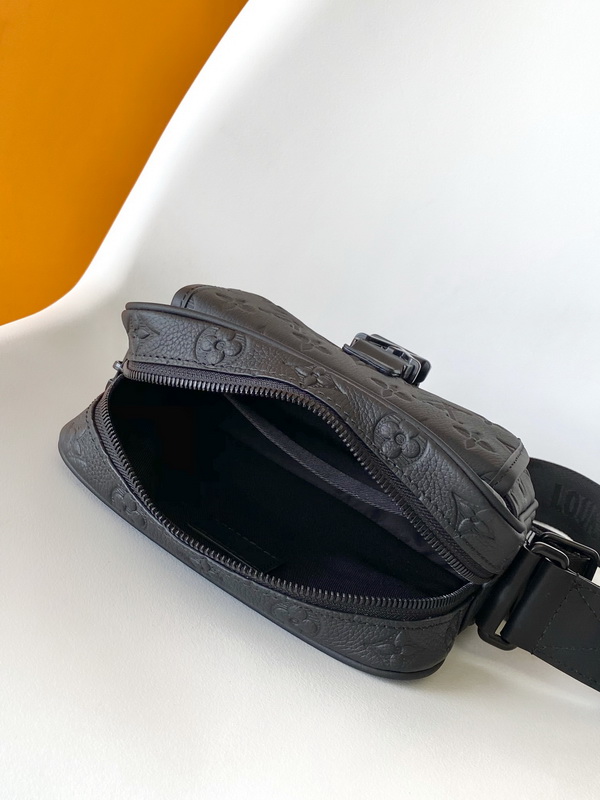 LV Handbags AAA(Men)-289