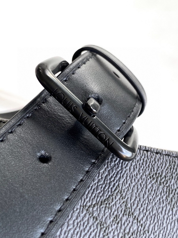 LV Handbags AAA(Men)-290