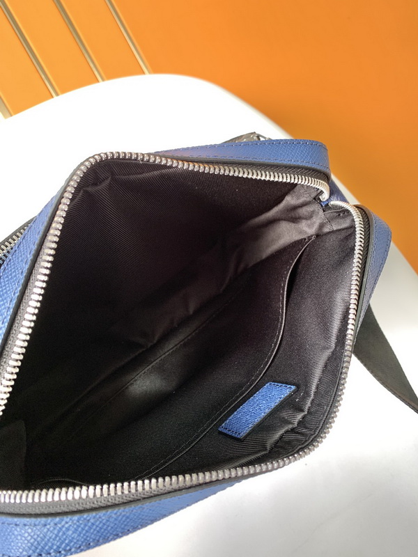 LV Handbags AAA(Men)-323