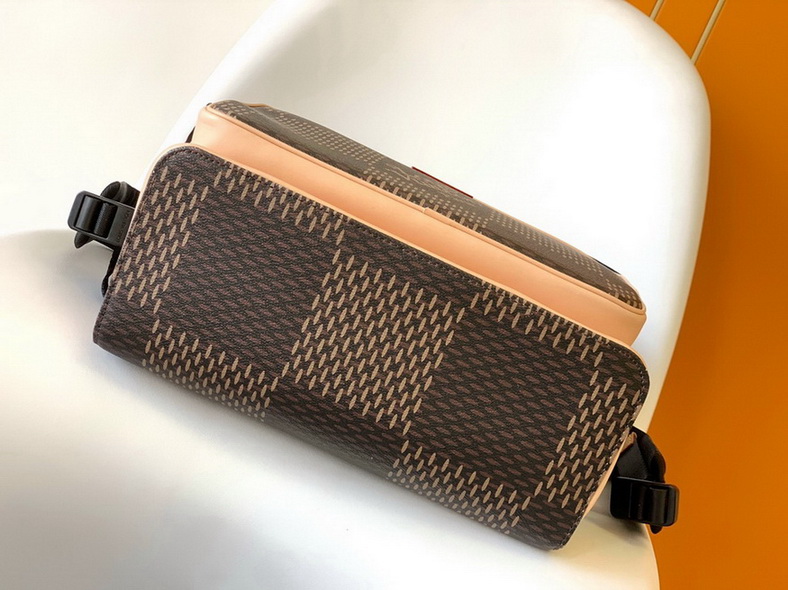 LV Backpack(AAA)-150