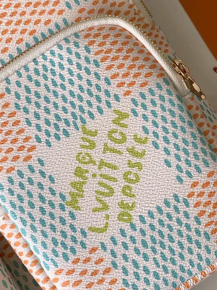 LV Backpack(AAA)-184