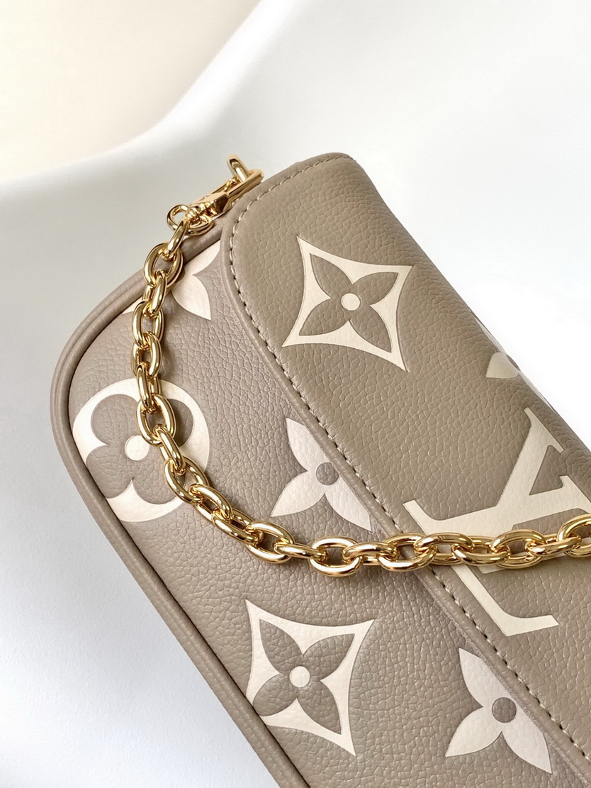 LV Bag-NFC(AAA)-120