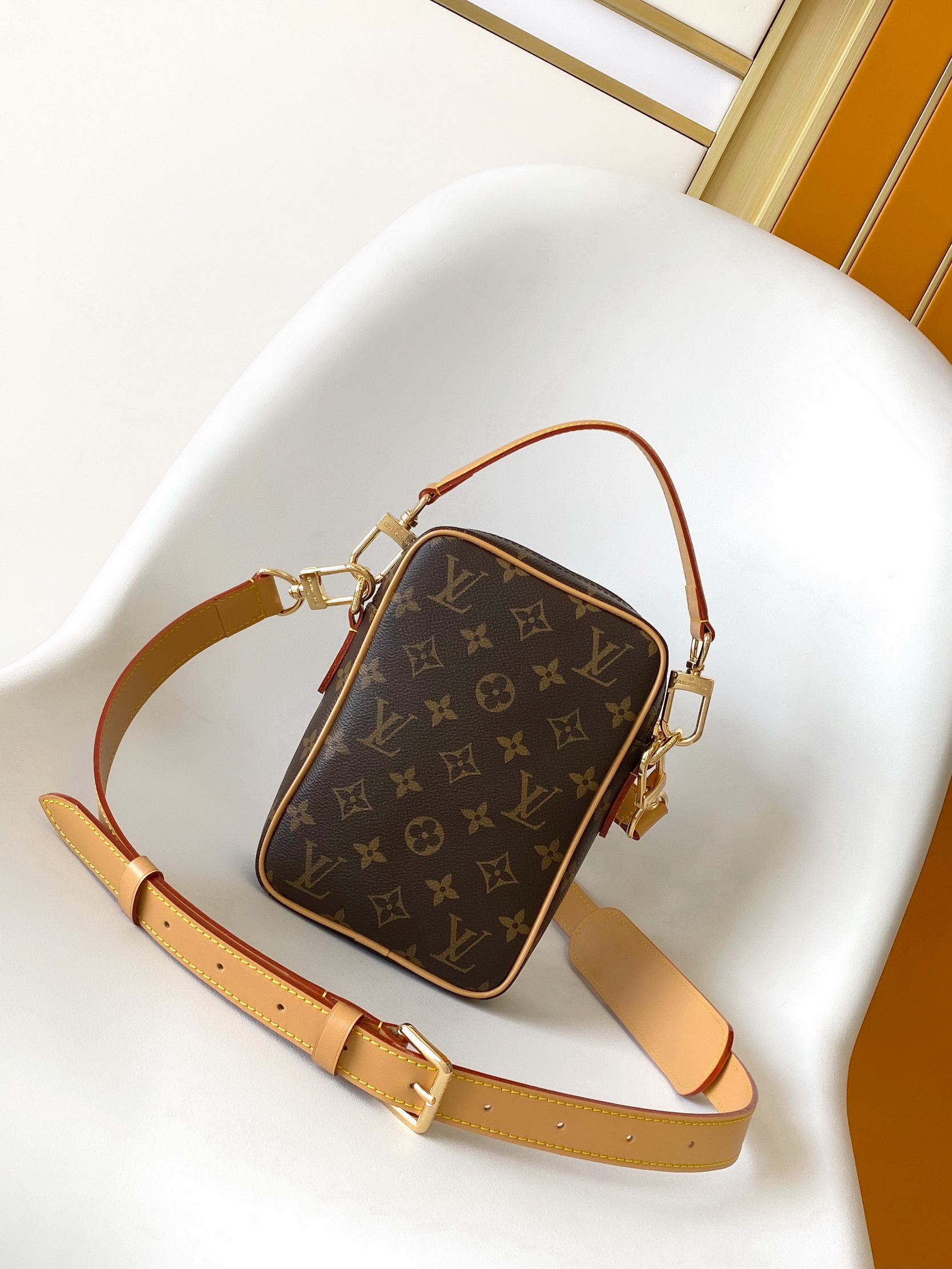 LV Bag-NFC(AAA)-267