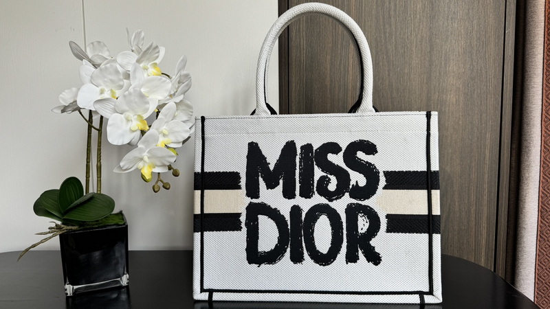 D*or handbags aaa(women)-643