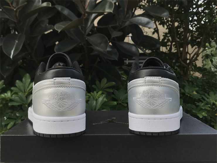 Air Jordan 1 Low-300
