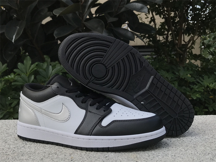 Air Jordan 1 Low-300
