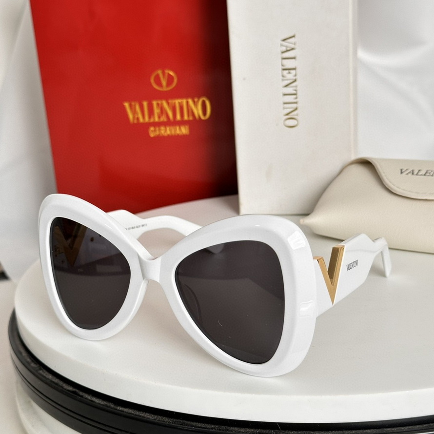 Valentino Sunglasses(AAAA)-443