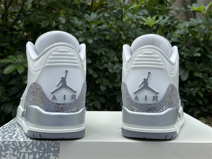 Air Jordan 3 Sail Metallic Silver
