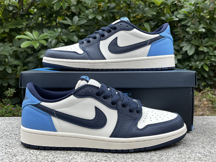 Air Jordan 1 Low Obsidian Black