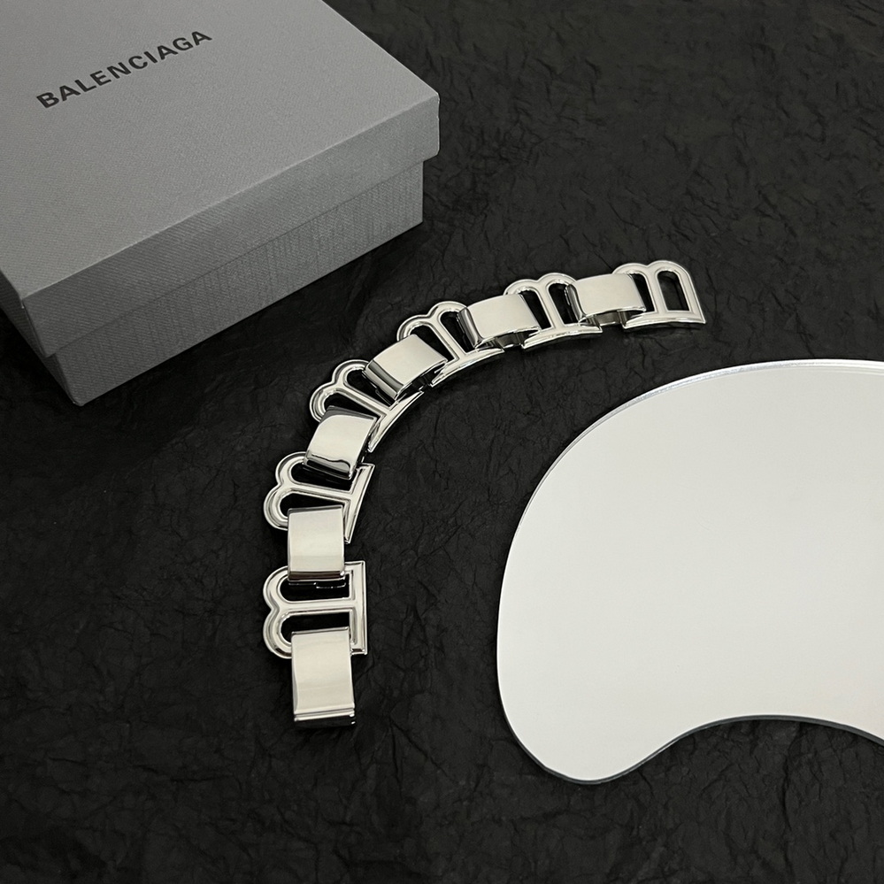Balenciaga Bracelet-017
