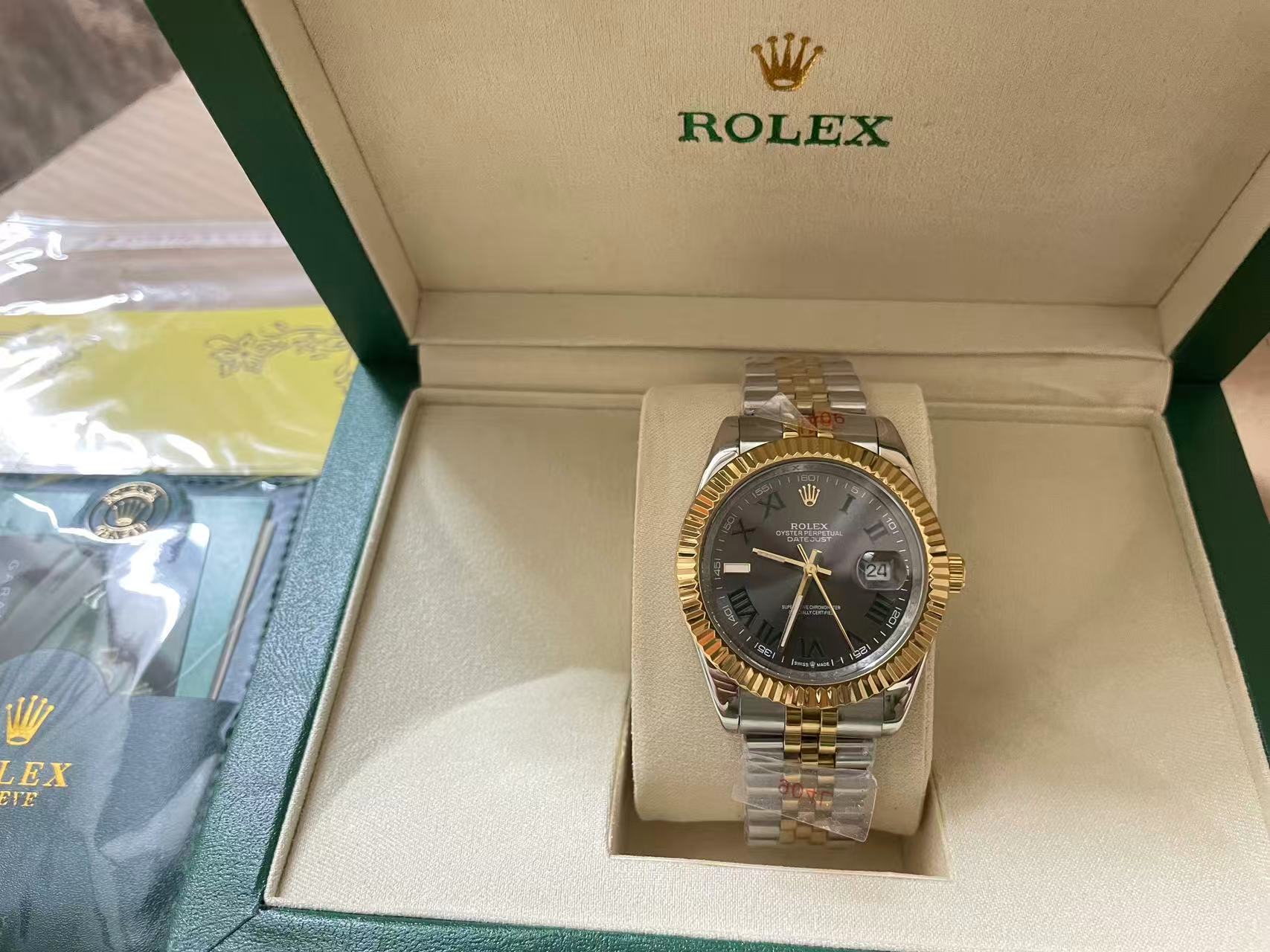 R*l*x watches-190