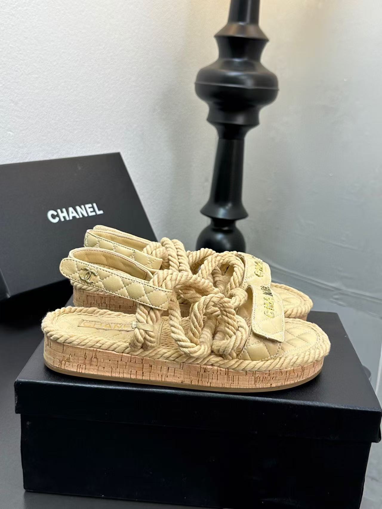 Ch*el slippers women(aaa)-022